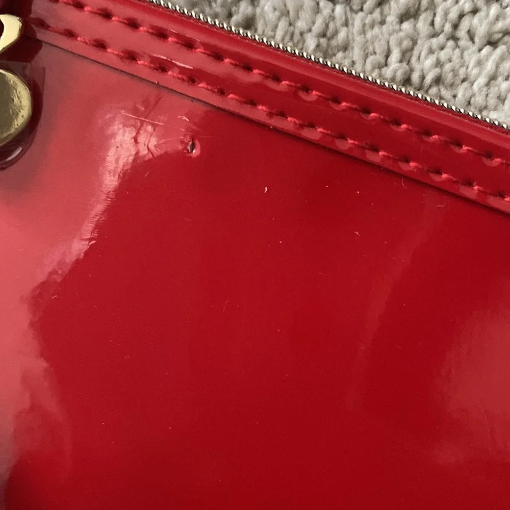 Kate Spade Fragrances Cherie Pouch red patent travel Bag‎ cosmetic Case ONLY New